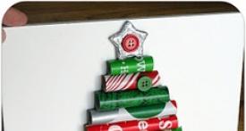 Tarjeta de Navidad Decorada con Papeles de Colores